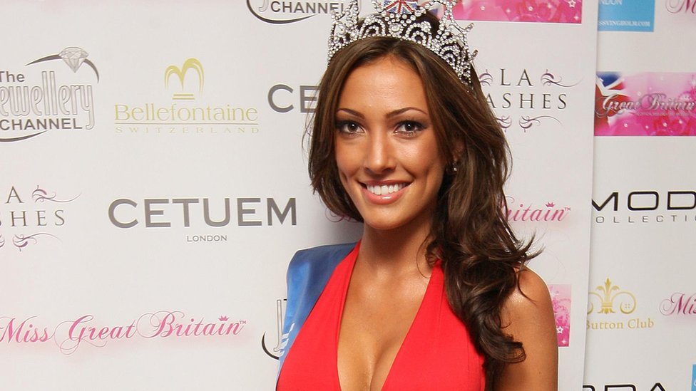 Sophie Gradon Itv2 Leads Tributes To Ex Love Island Star Bbc News 7150