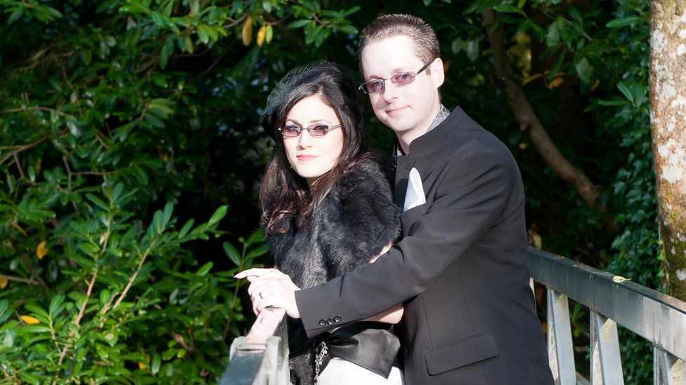 Рэйчел и ее муж Мирд в день свадьбы