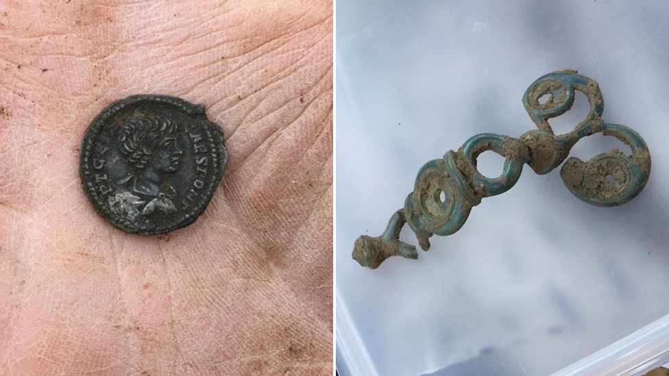 Серебряная монета II века нашей эры и ручка кружки