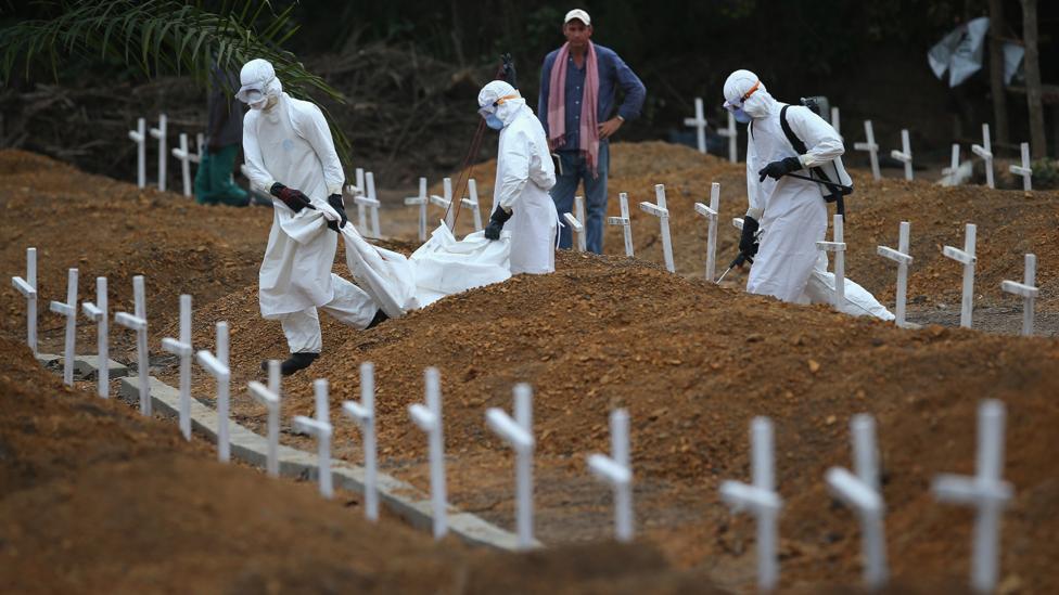 Penguburan pasien ebola