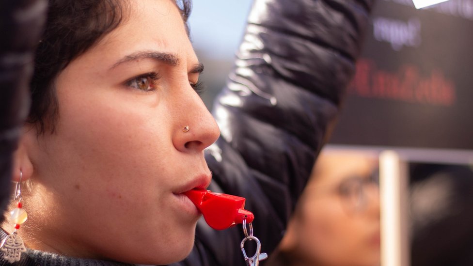 Женщины на протесте "MeToo" против фотографий мастурбации в Тунисе