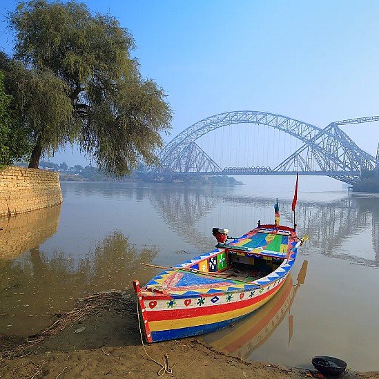 Bote en el río Indo