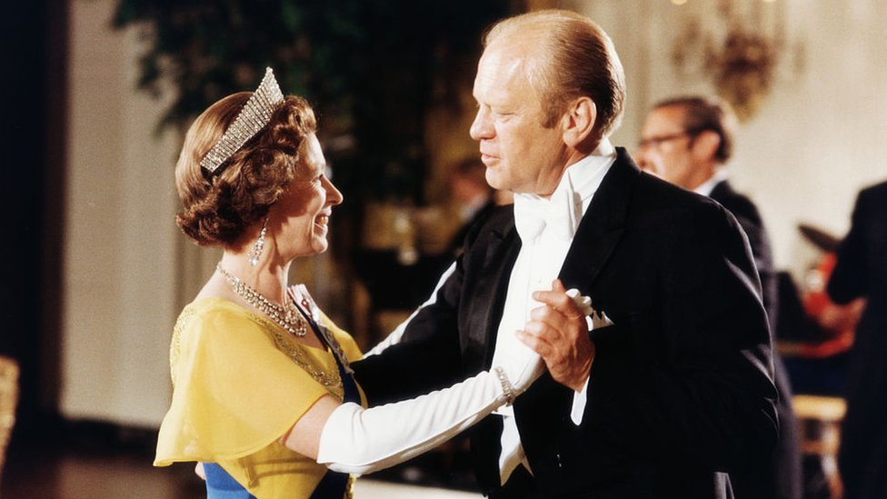 La reina Isabel II y Gerald Ford.