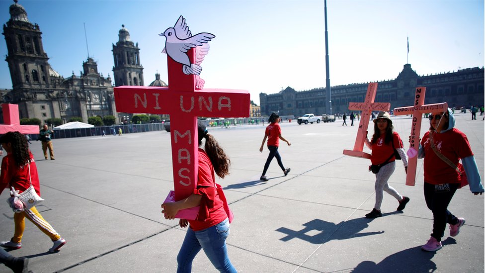 Meksika'da greve giden kadınlar