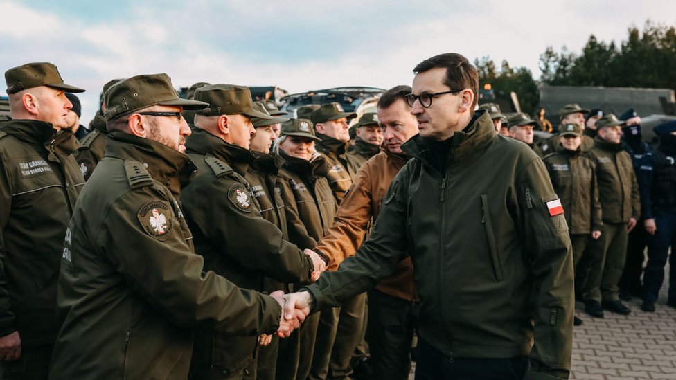 Visita del primer ministro de Polonia, Mateusz Morawiecki, a las unidades militares desplegadas en la frontera con Bielorrusia.