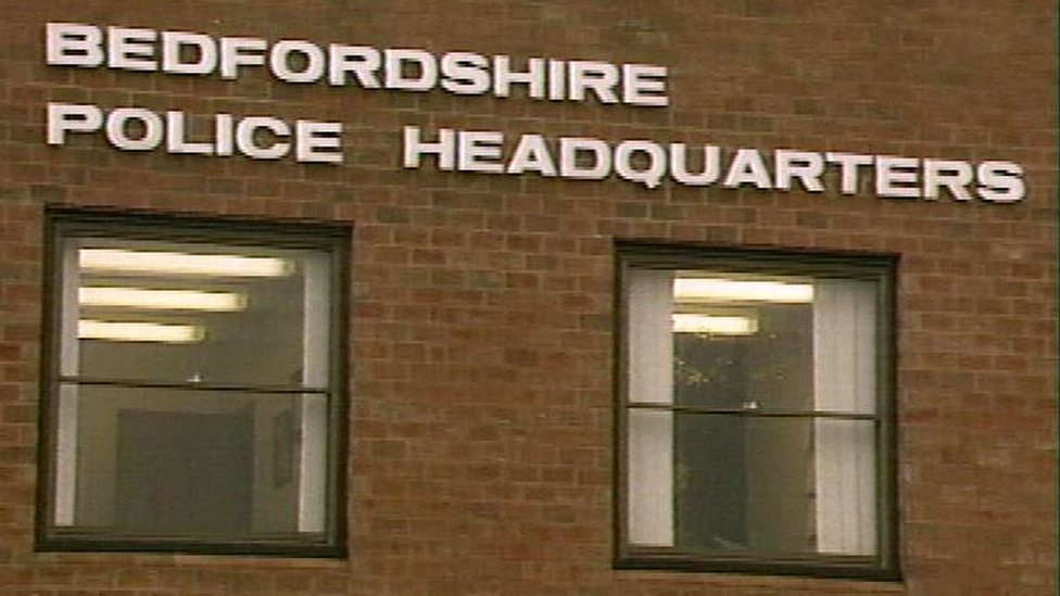 Policeman pestered female colleagues on social media BBC News