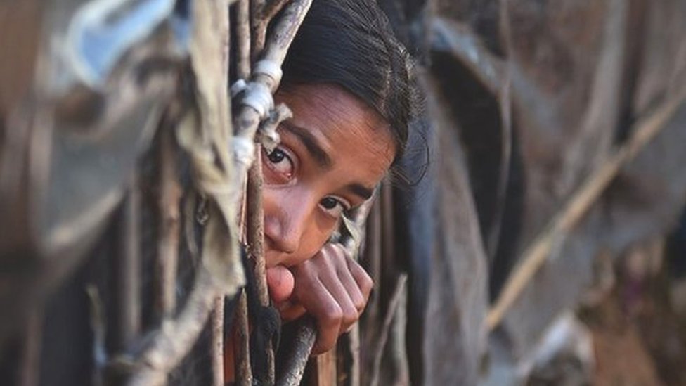 Rohingya return to Myanmar: Confusion and fear in refugee camps