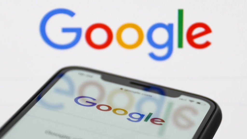 Google sign-up a 'fast track to surveillance', consumer groups say