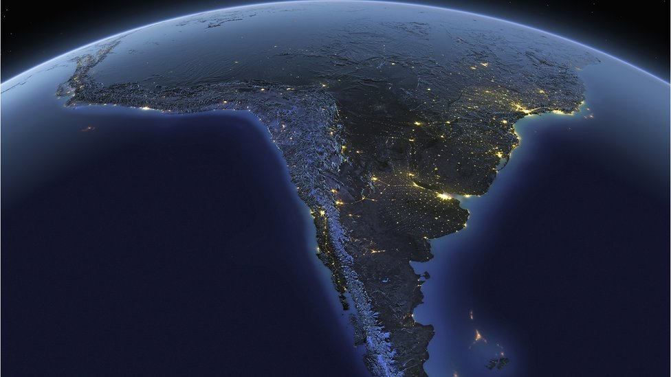 Vista de Sudamérica desde el espacio.