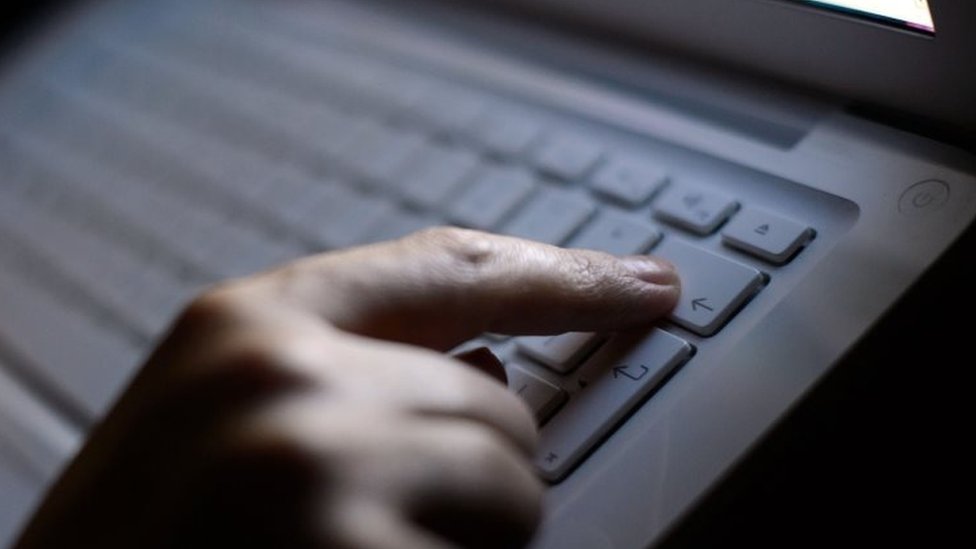 Abuse inquiry fined £200,000 for email data breach