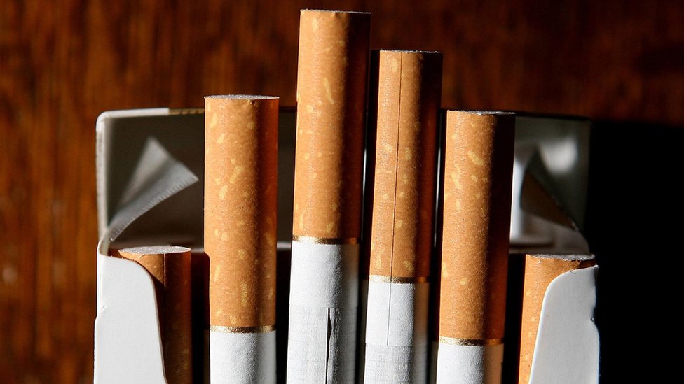how much is marlboro tobacco 30g Marlboro Gold - Hand Rolling Tobacco - 30g