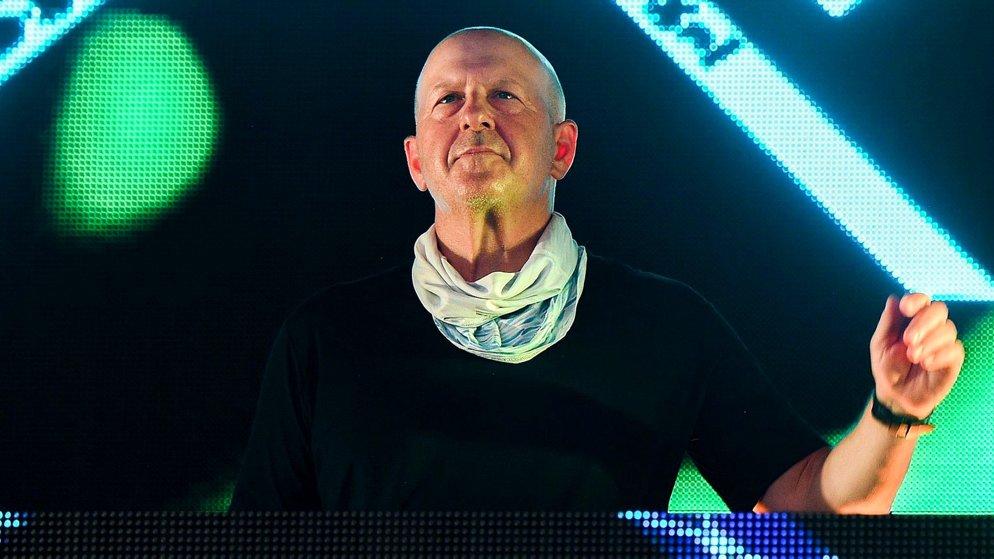 Goldman Sachs boss David Solomon set to DJ Lollapalooza - BBC