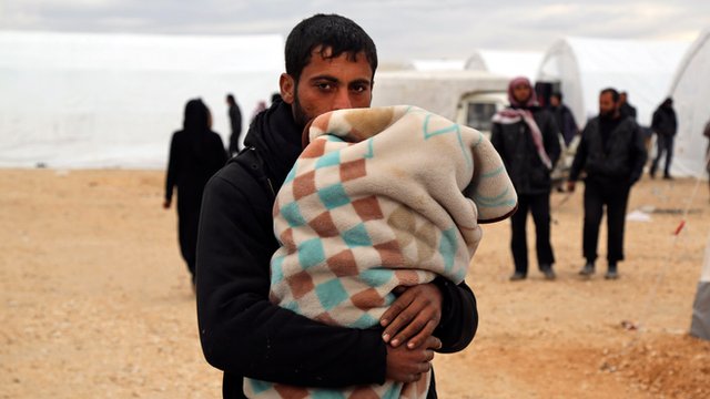 Inside the Kilis camp at the Turkey-Syria border - BBC News