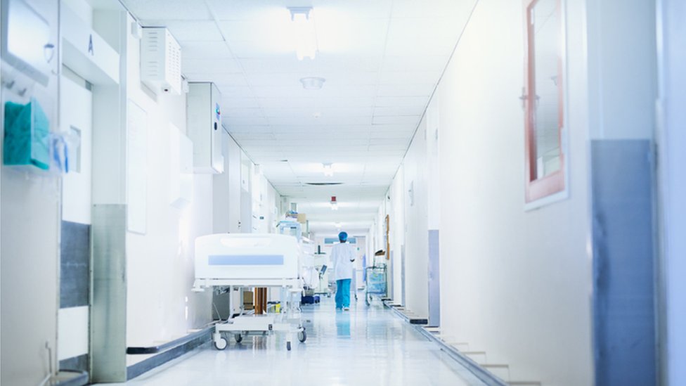 Imagen genérica de un pasillo de un hospital.