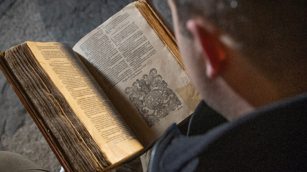 Одна из 24 известных копий первой валлийской Библии в Ty Mawr Wybrnant