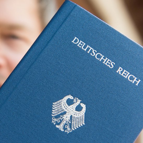 Поддельный немецкий паспорт