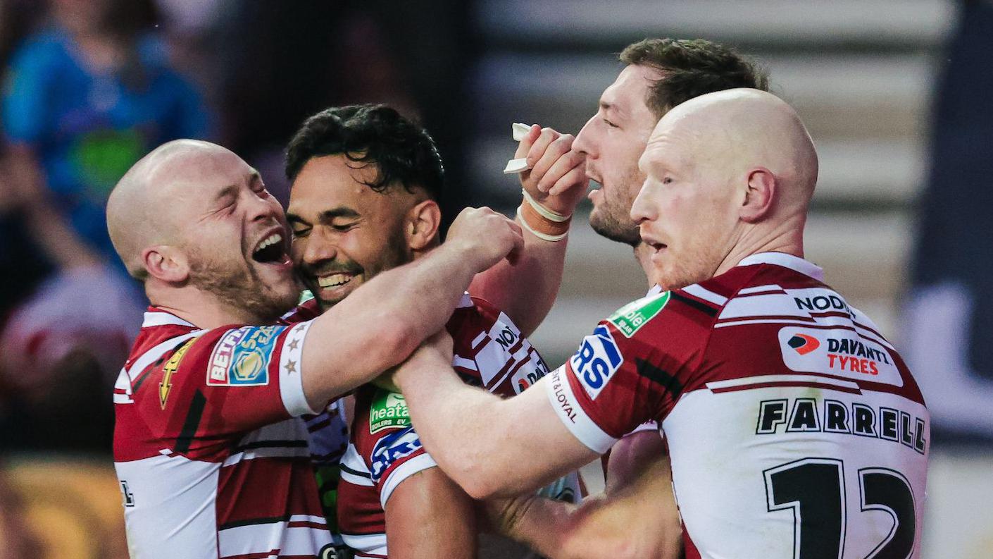 Super League: Wigan Warriors 24-6 Leigh Leopards - BBC Sport