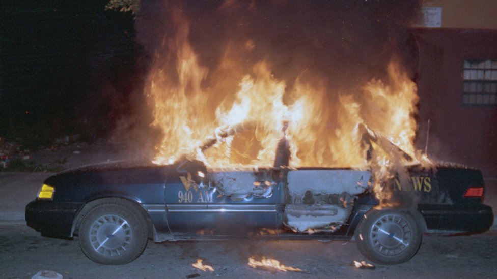 car on fire, Miami 1989