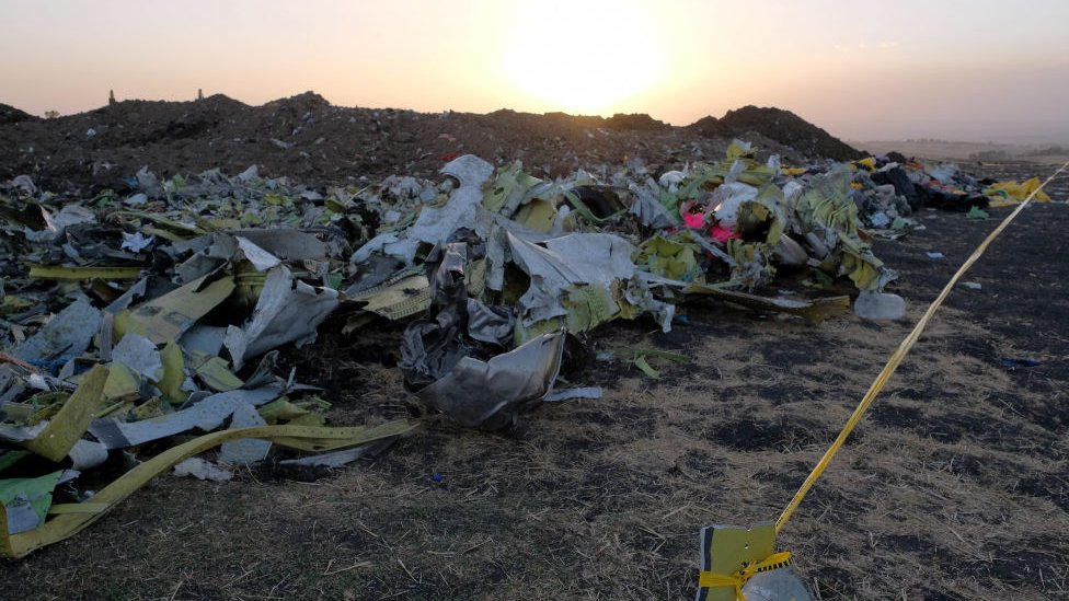 獅航空難5個月後，一架埃塞俄比亞航空公司飛機墜毀，機上157人全部遇難