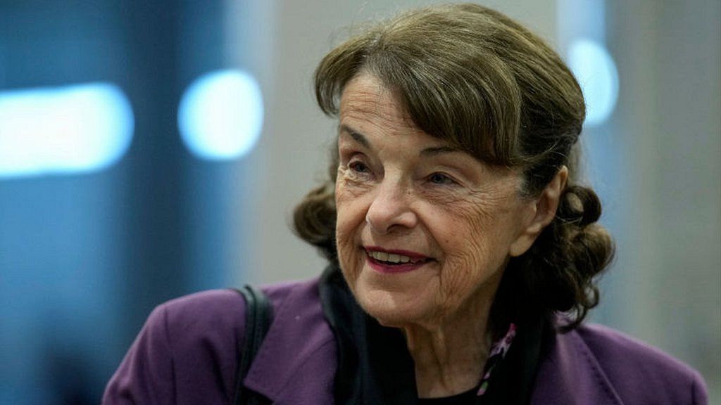 Dianne Feinstein: Pioneering Senator dies aged 90