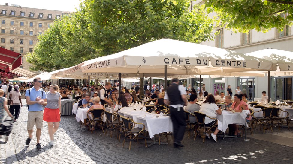 Place du Molard en Ginebra