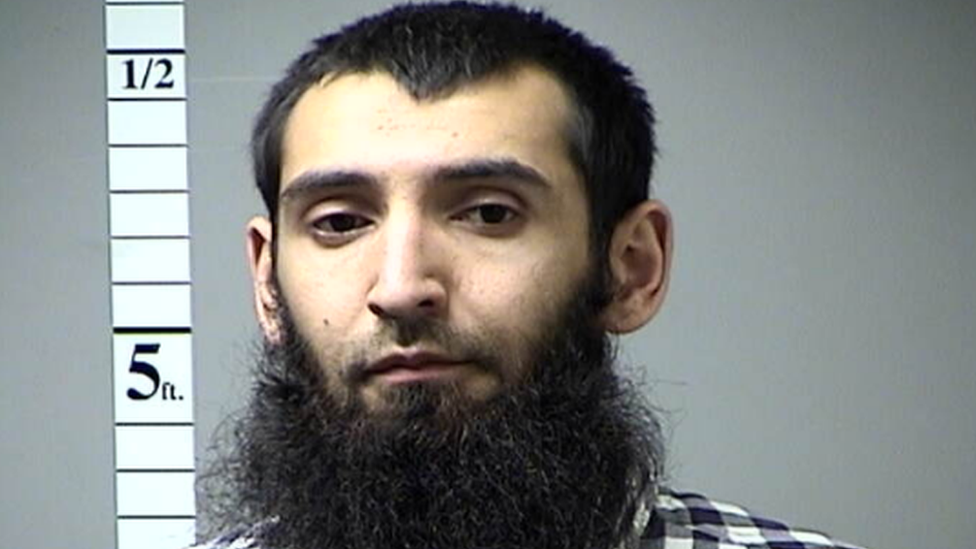 Trump aseguró que Sayfullo Saipov, el supuesto atacante de Mahnattan, ingresó a Estados Unidos gracias a la lotería de visas. (Foto: Departamento de Policía del Condado de Saint Charles) Sayfullo Saipov (Foto: Departamento de Policía del Condado de Saint Charles)