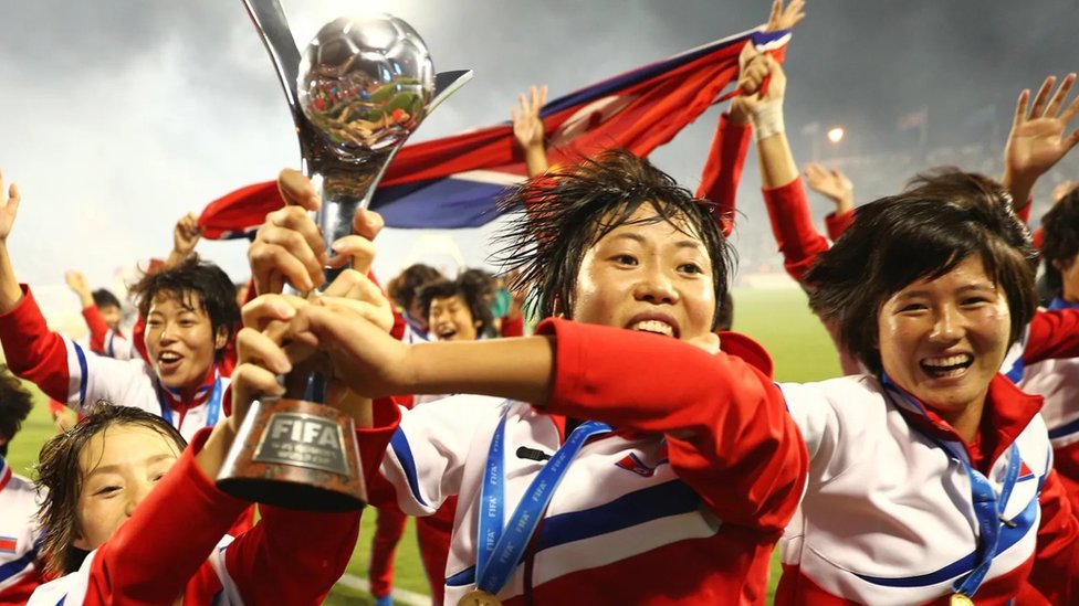 NKorea female football players