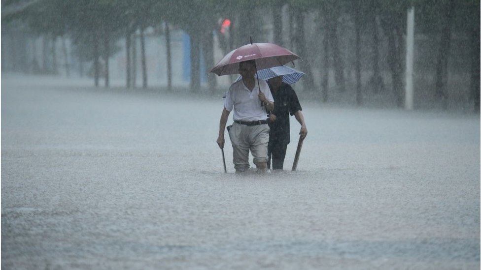 Hava sıcaklıklarındaki artış, Çin'deki gibi sel felaketleriyle ilişkilendiriliyor