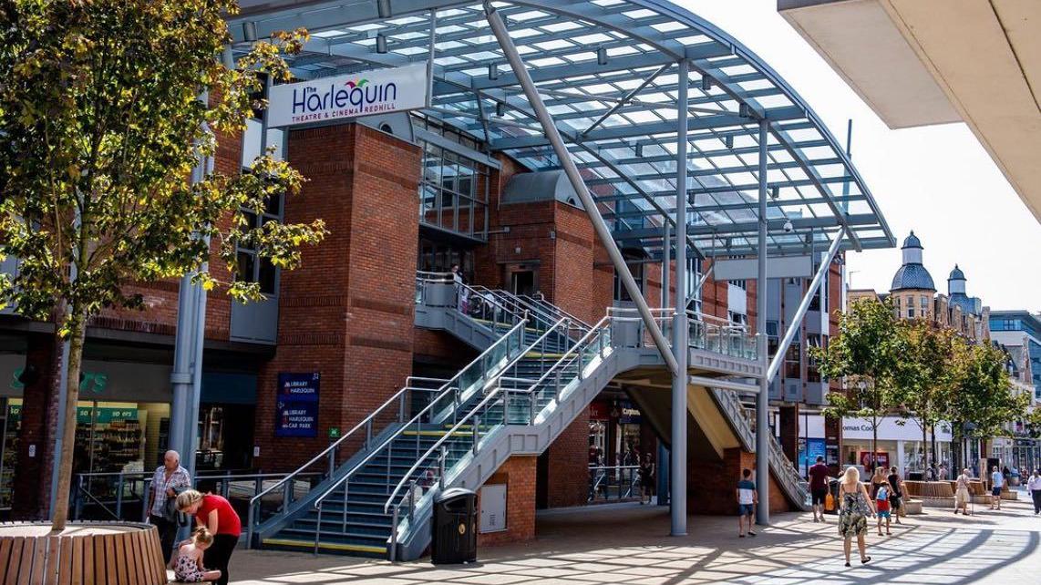 Redhill Library closes for second time due to dangerous concrete