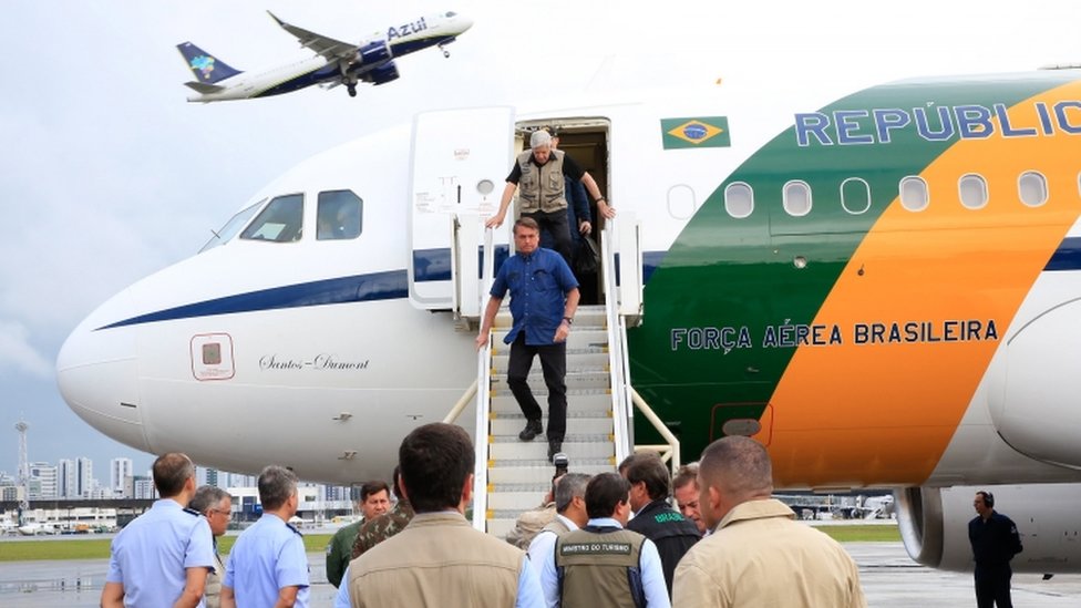 El presidente Jair Bolsonaro visitó la zona y criticó a los mandatarios locales