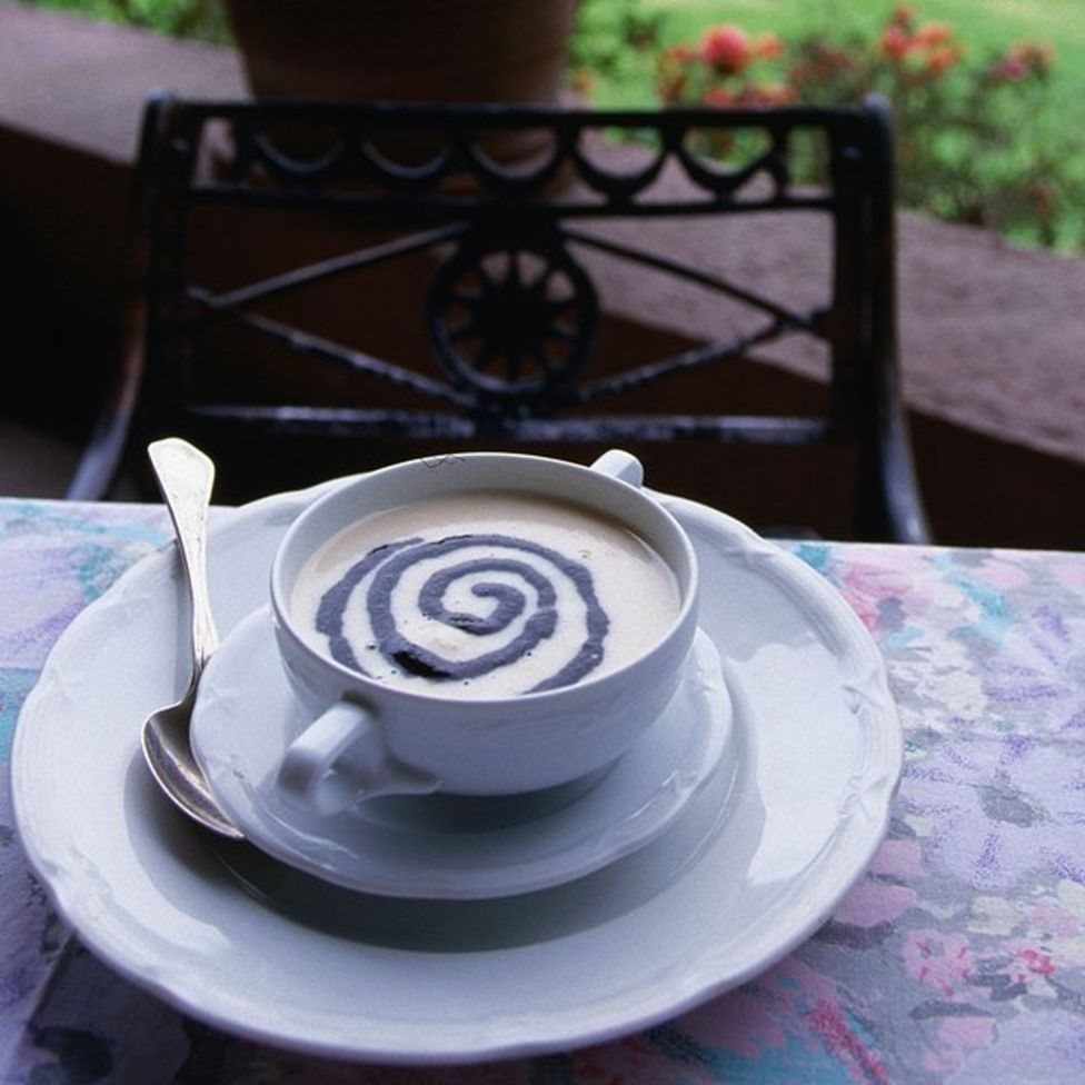 Sopa con crema de huitlacoche