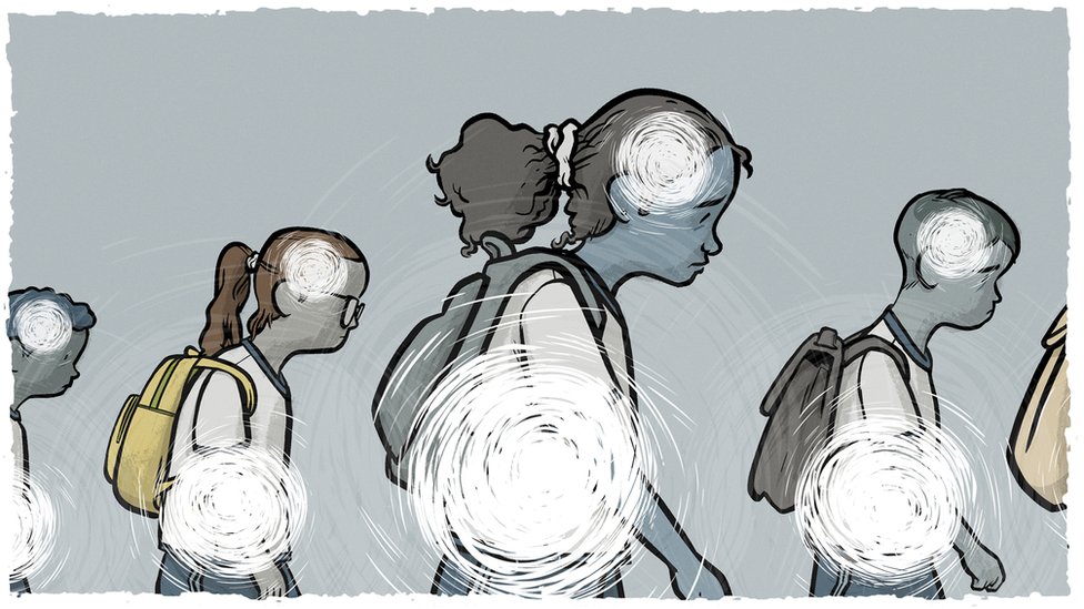 Ilustração mostra quatro estudantes com vazios no estômago e no cérebro representando a dificuldade de aprendizado causada pela fome