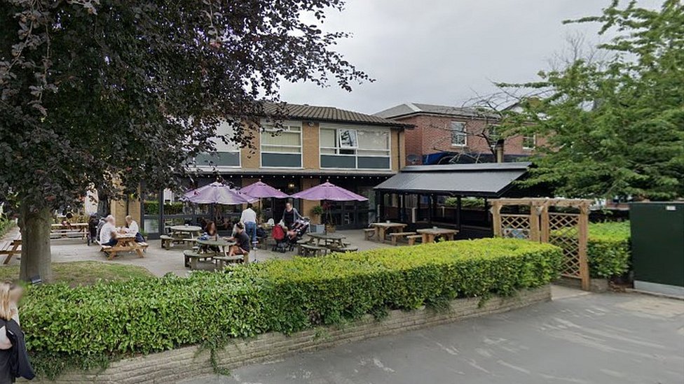 Coronavirus Heaton Moor bar owner angry at 'irresponsible' drinker