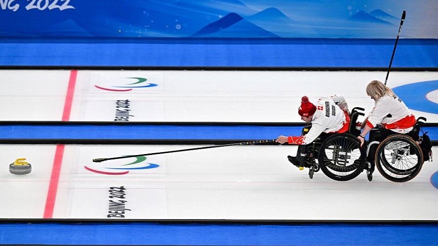 wheelchair curling