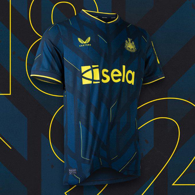 Manchester United: New third kit for 2021-22 - BBC Sport