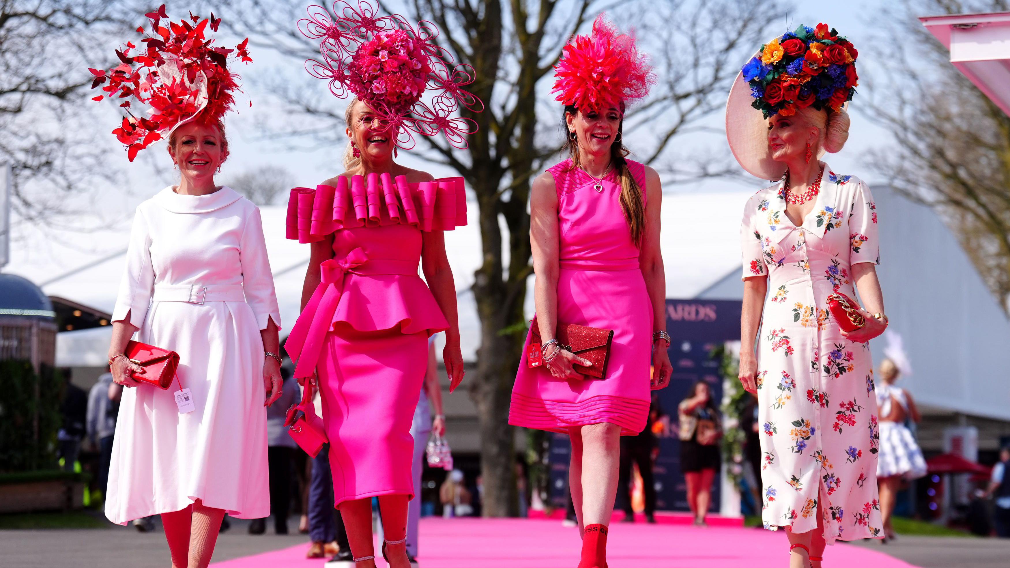ladies day aintree dress code It's the first Ladies Day at Aintree since 2019 and the glam guests are  making up for lost time