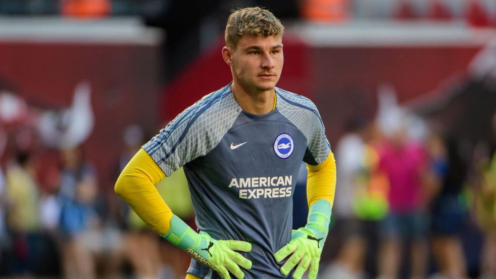 Brighton transfer news: Carl Rushworth joins Hull City on loan - BBC Sport