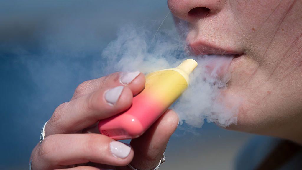 Vape ban Australia: Fewer school-age children vaping, study says