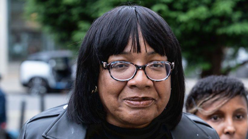 Diane Abbott free to stand for Labour, says Starmer - BBC News