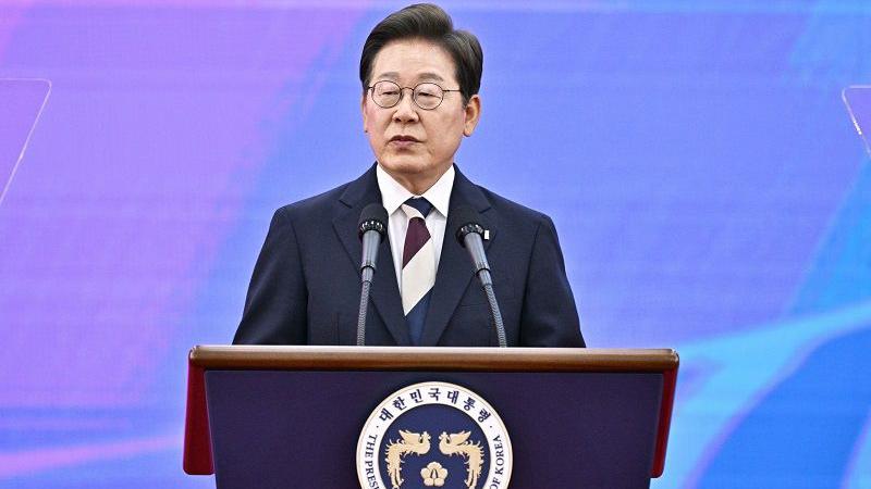 South Korea: New leader Lee Jae-myung pledges to 'unite' a divided country