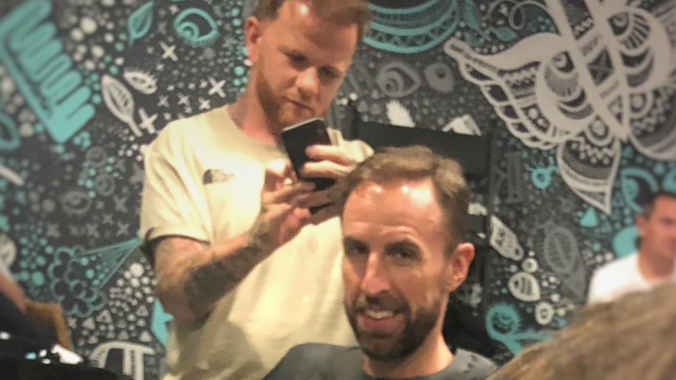 Euro 2020 England S World Cup Barber Offers Free Haircuts Bbc News