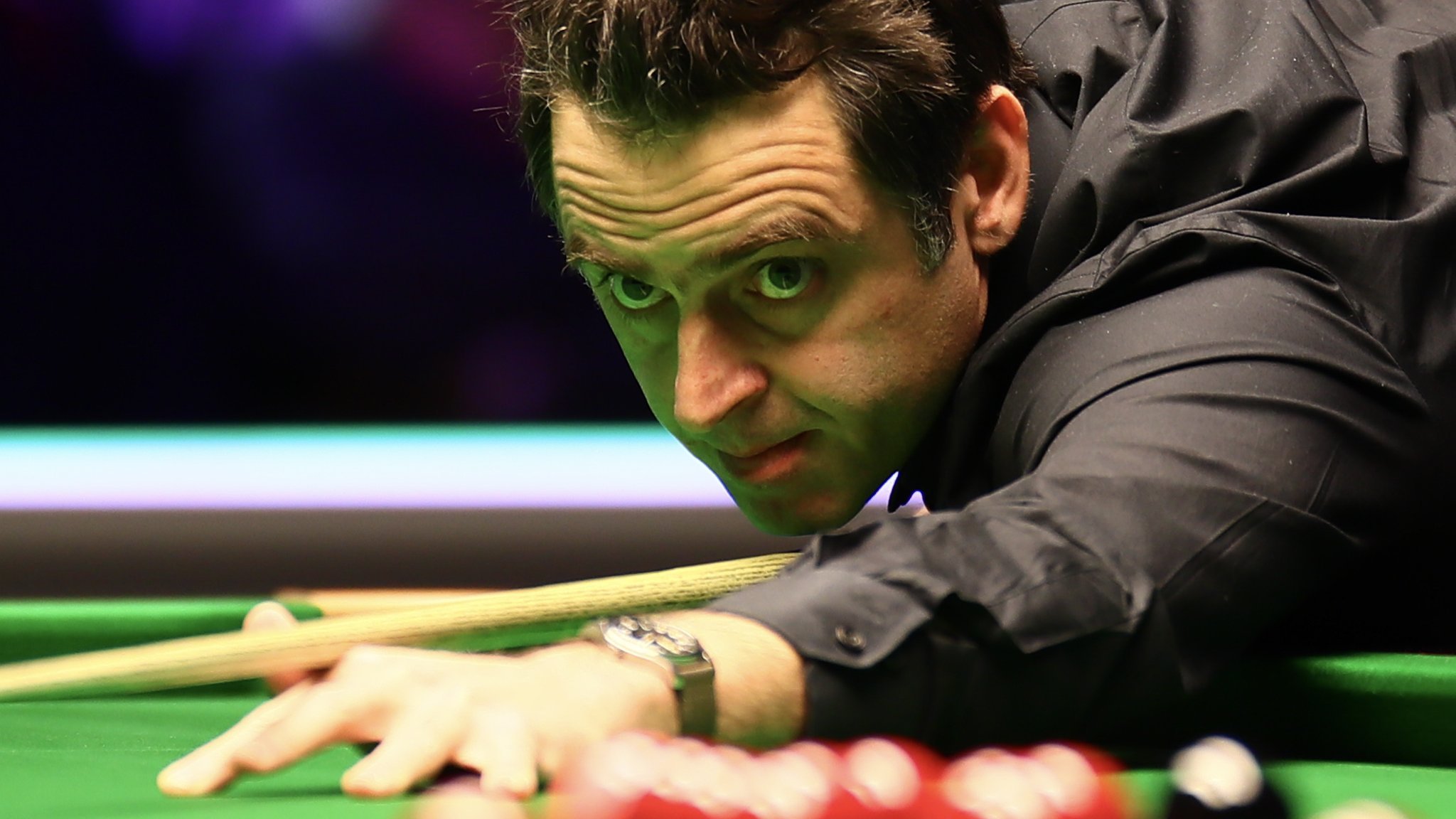 English Open: Ronnie O'Sullivan beats Brian Ochoiski in round one