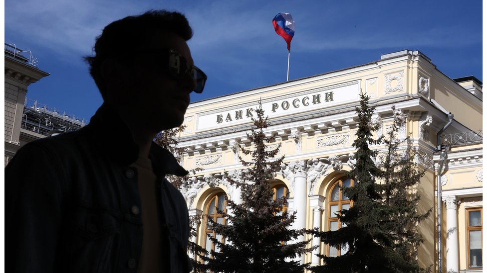 Банк России внепланово снизил ключевую ставку до 11%. В феврале было 20%