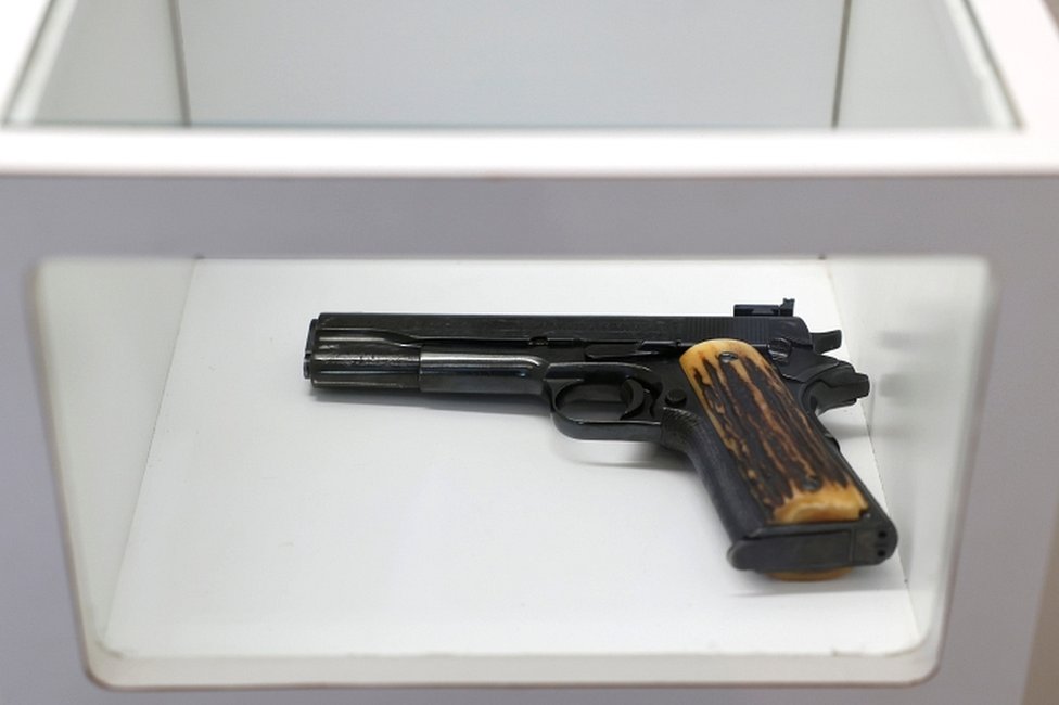A .45 auto pistol which was described as American gangster Al Capone's favourite gun is displayed ahead of an auction in Sacramento, California, U.S., October 5, 2021