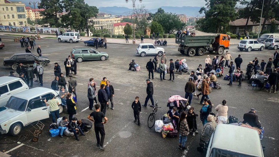 Nagorno-Karabakh: Almost 30,000 refugees have fled to Armenia