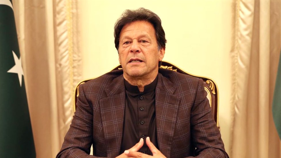 وزیر اعظم عمران خان: ’فوج میرے ساتھ کھڑی ہے، کیونکہ میں کرپٹ نہیں ہوں‘