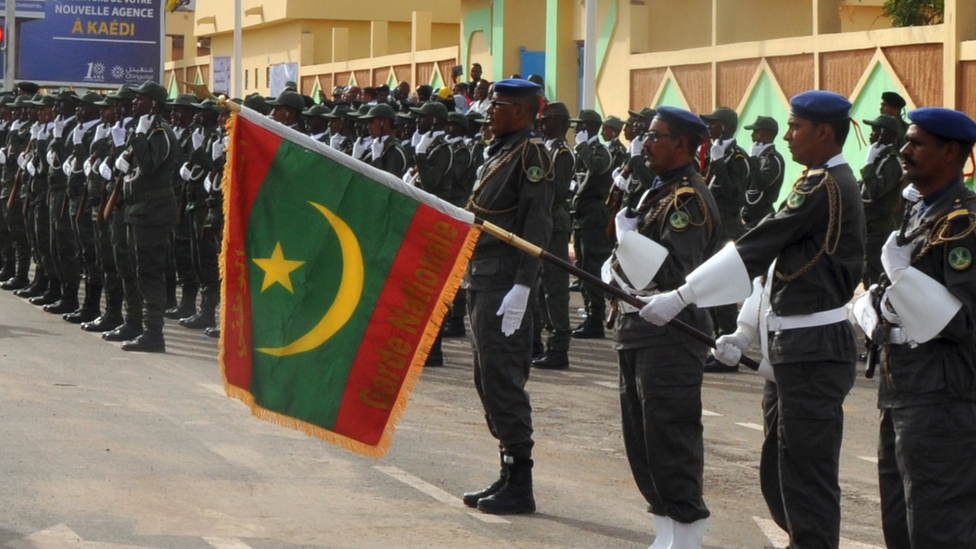 Флаг Мавритании на военном параде, 2017