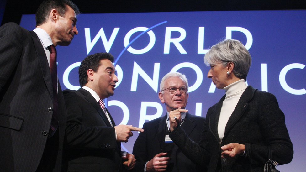 Babacan, uzun süre İsviçre'nin Davos kasabasında düzenlenen Dünya Ekonomik Forumu'nda Türkiye'yi temsil eden en üst düzey yetkili olmuştu.