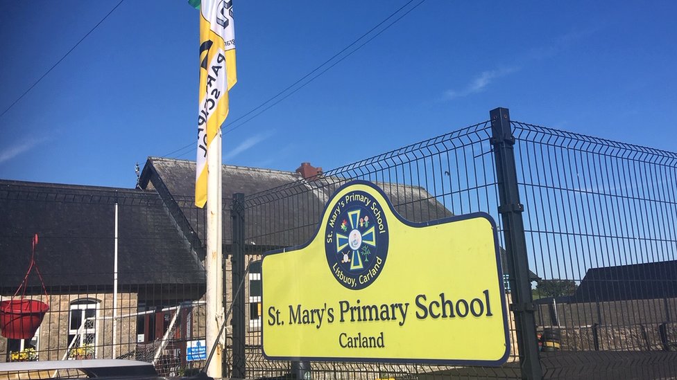 Знак школы Святой Марии