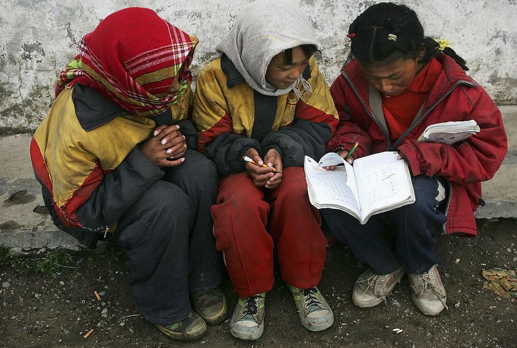 Niños en el condado Amdo en el Tibet.